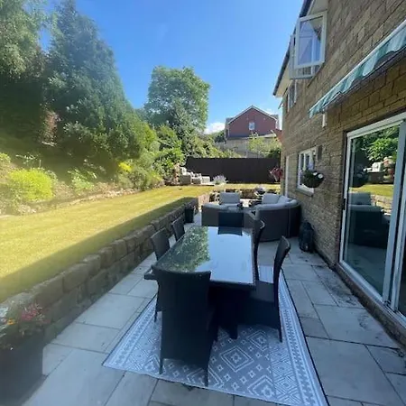 Home In Wirral - Peaceful Contemporary Gem. Buitenkant foto